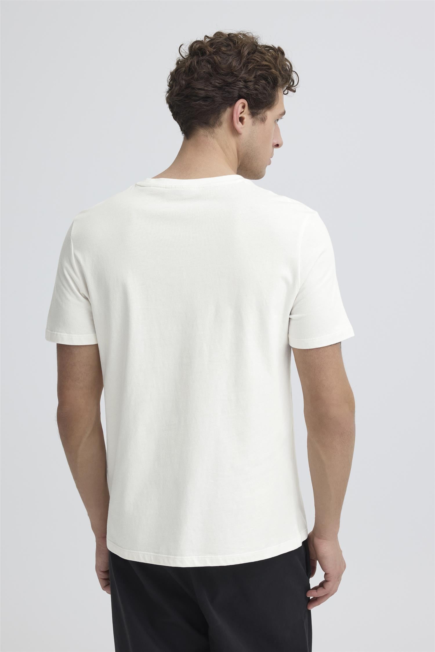 T skjorte - CF Elian Tee w/ Chect Emb