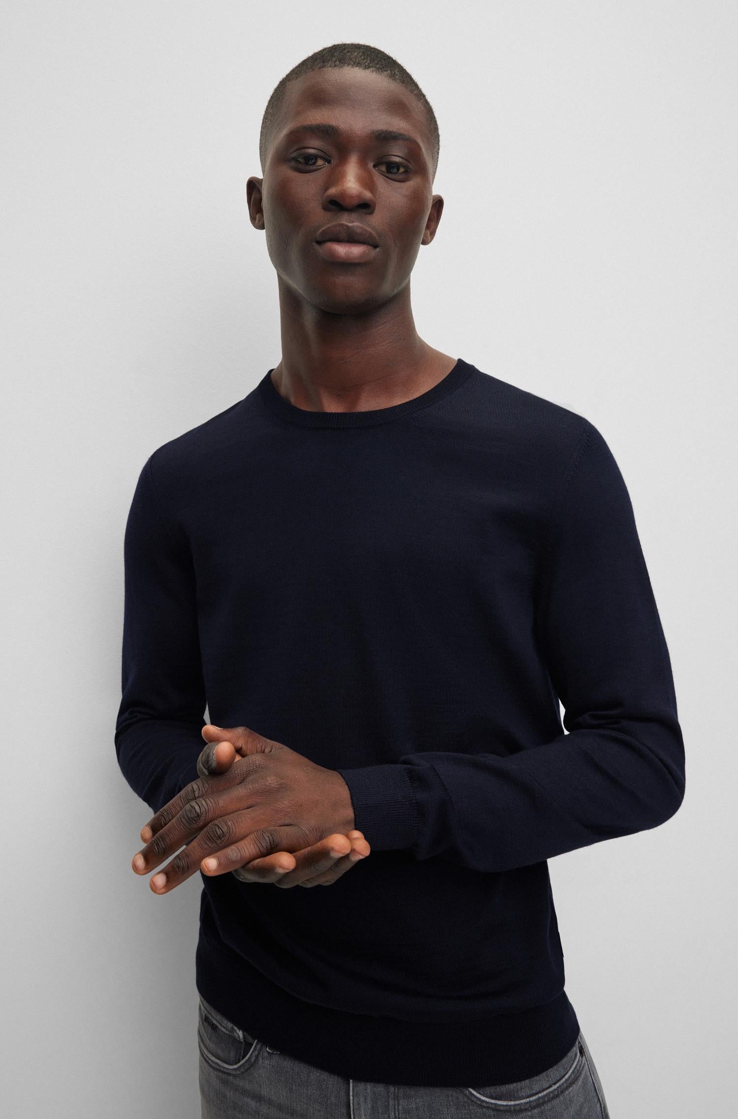 Genser - Leno-P Slim-fit Sweater in Merino wool with Crewneck Dark Blue