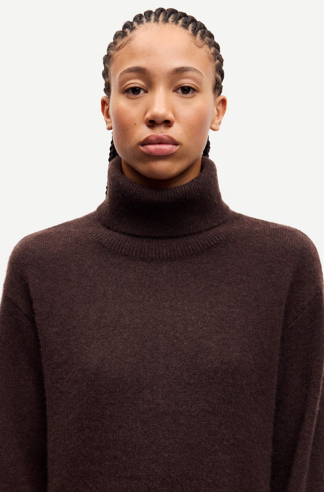 Genser - Samartina Turtleneck 15722 Black Coffee