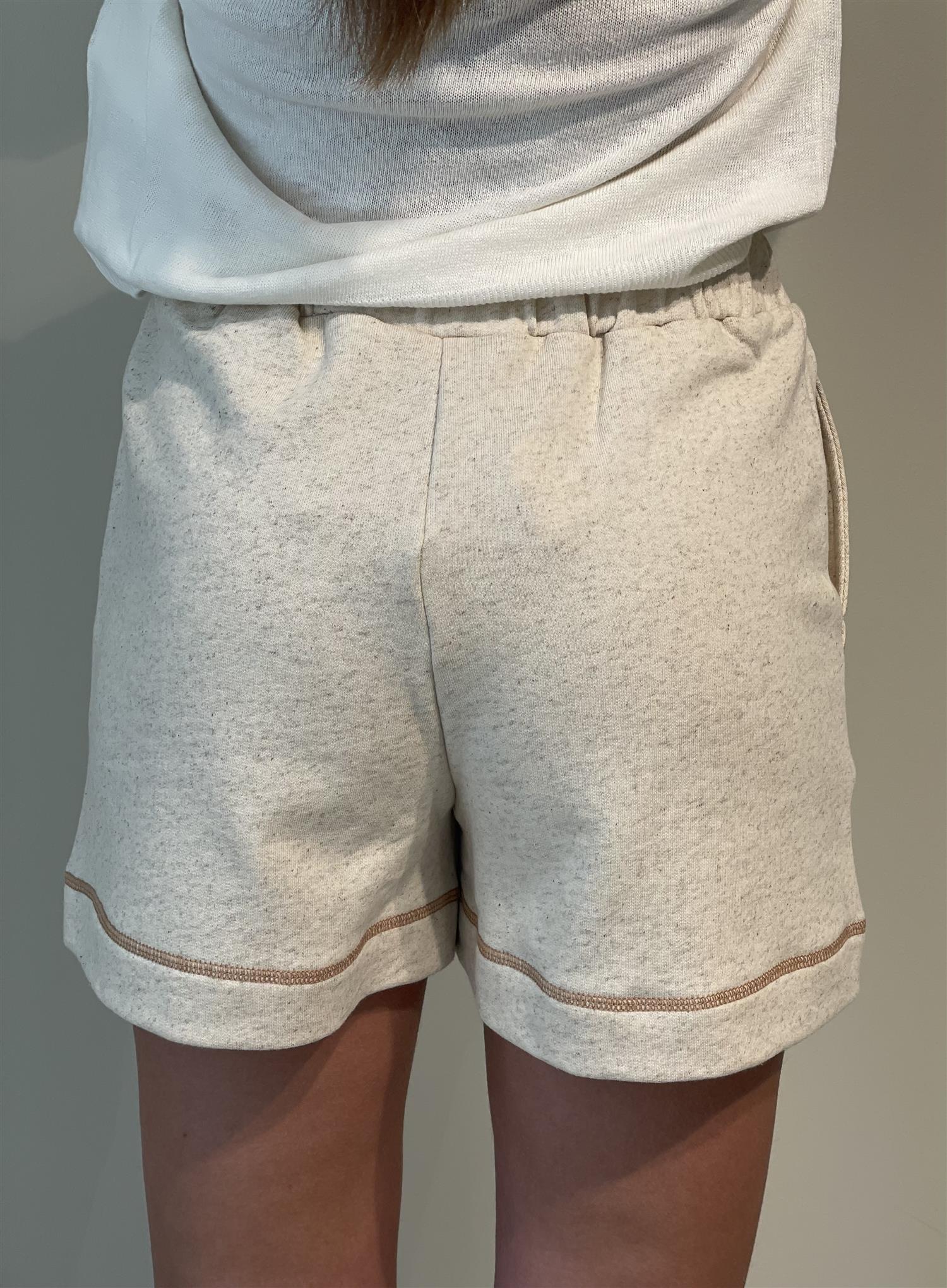 Shorts - Aire Shorts Sand