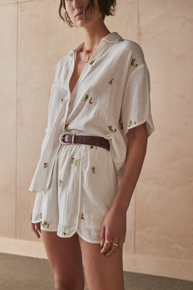 Shorts - The Eymara Shorts Meadow