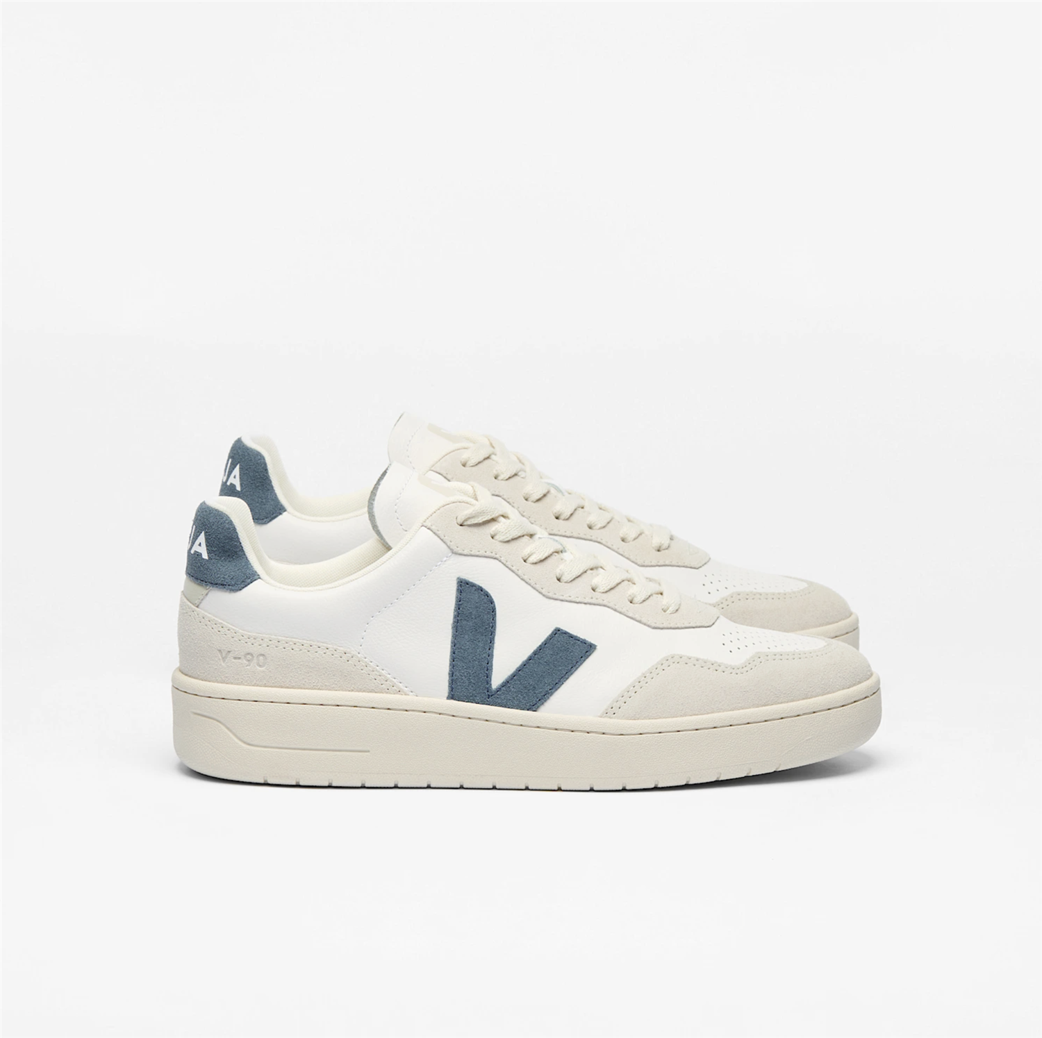 Sneakers - V-90 Extra White California M