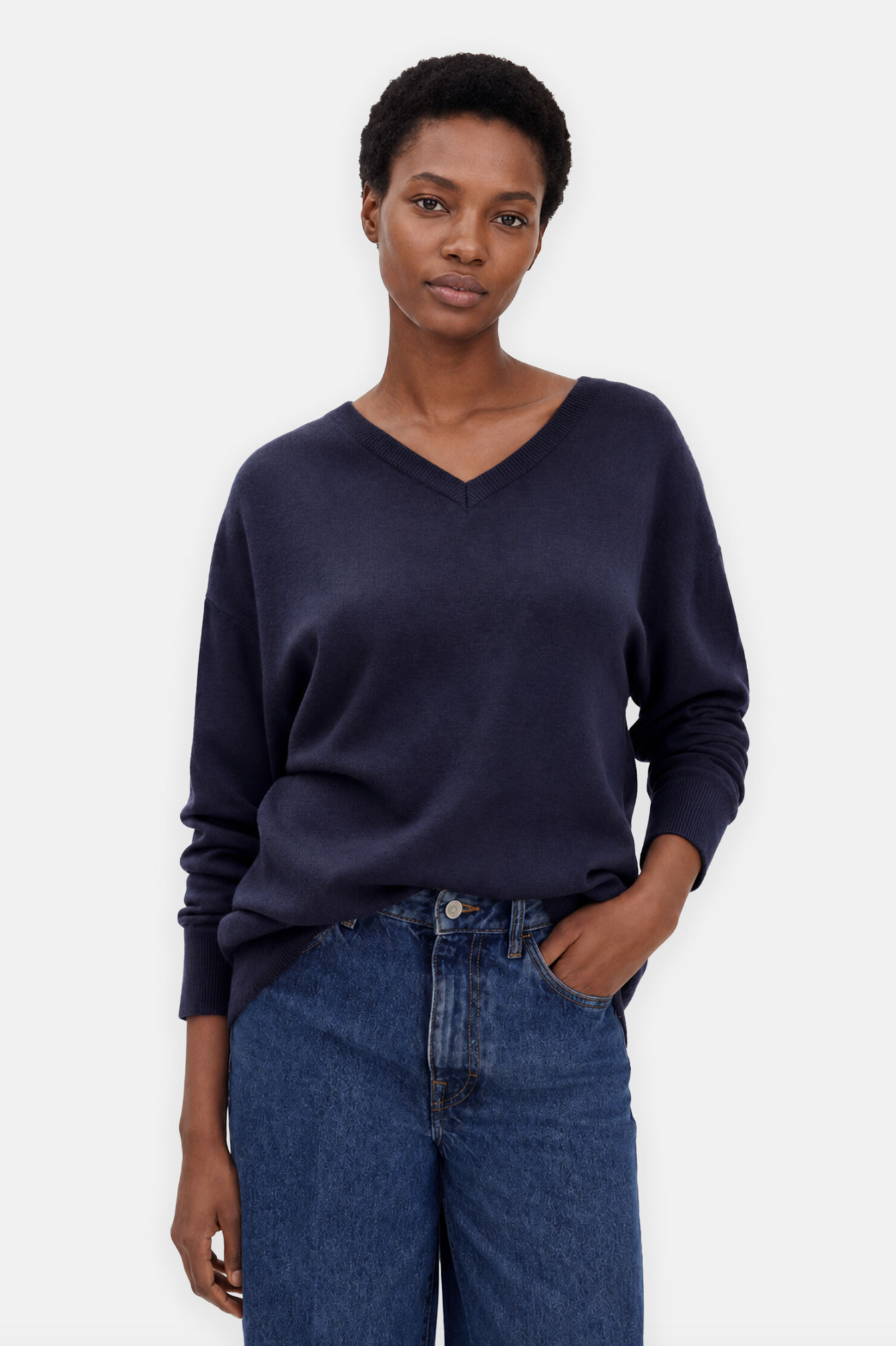 Genser - Soft Wool V Neck Sweater Navy