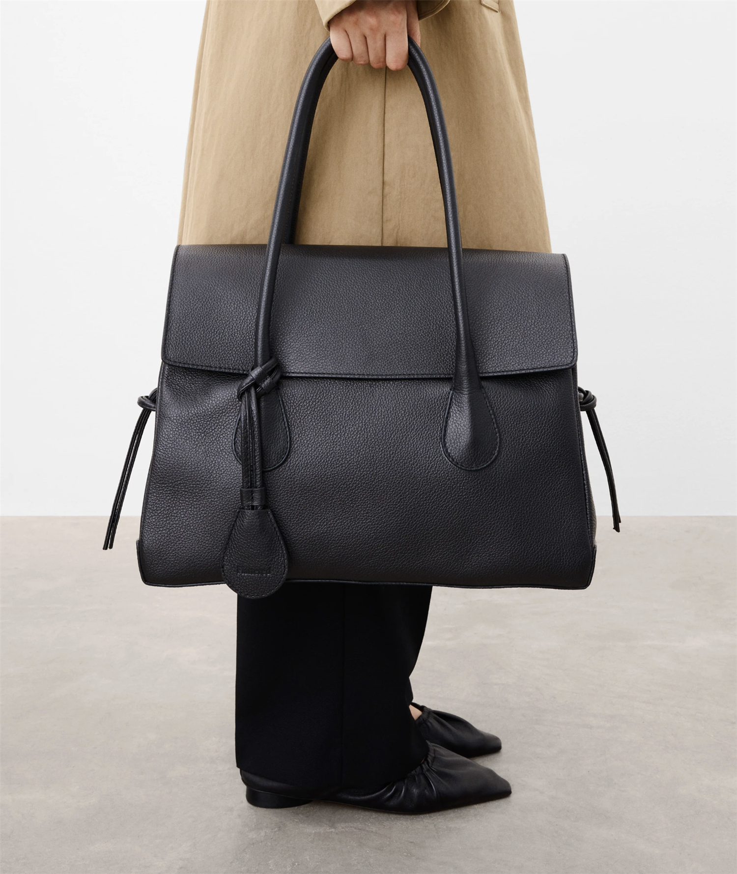 Veske - Lydia Tote Bag Grained Black Leather