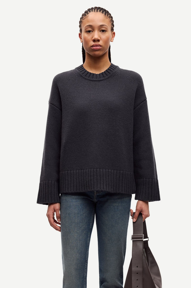 Genser - Sakeiku Sweater Charcoal Art