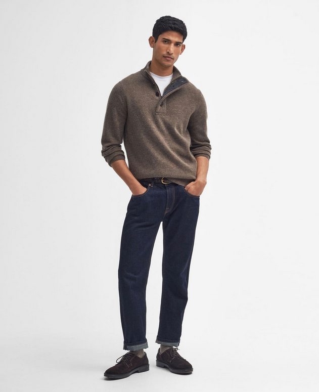 Genser - Essent Patch Half Zip Knitted Jumper Washed Stone