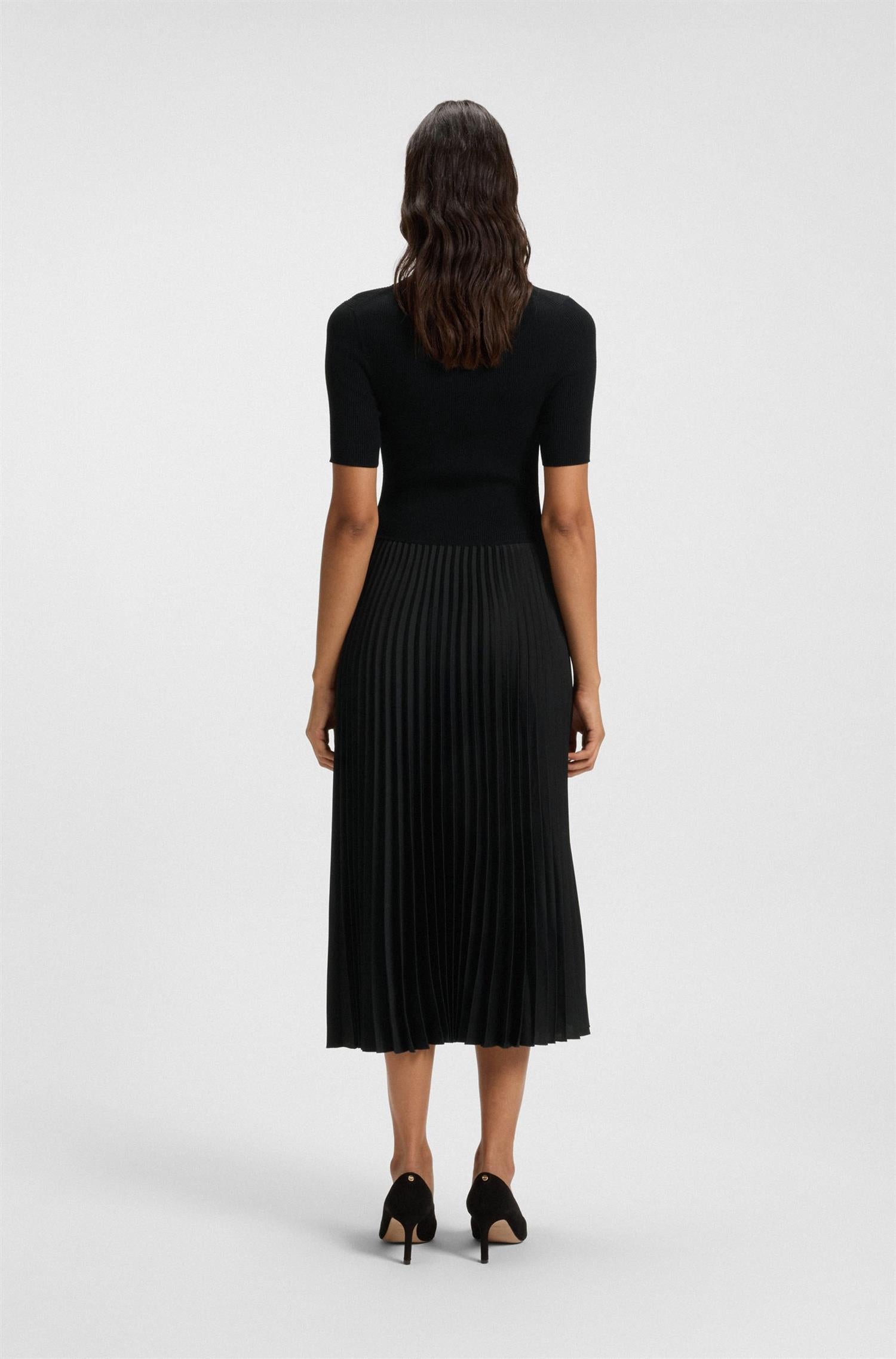 Kjole - Mixed-material dress with plissé skirt Black