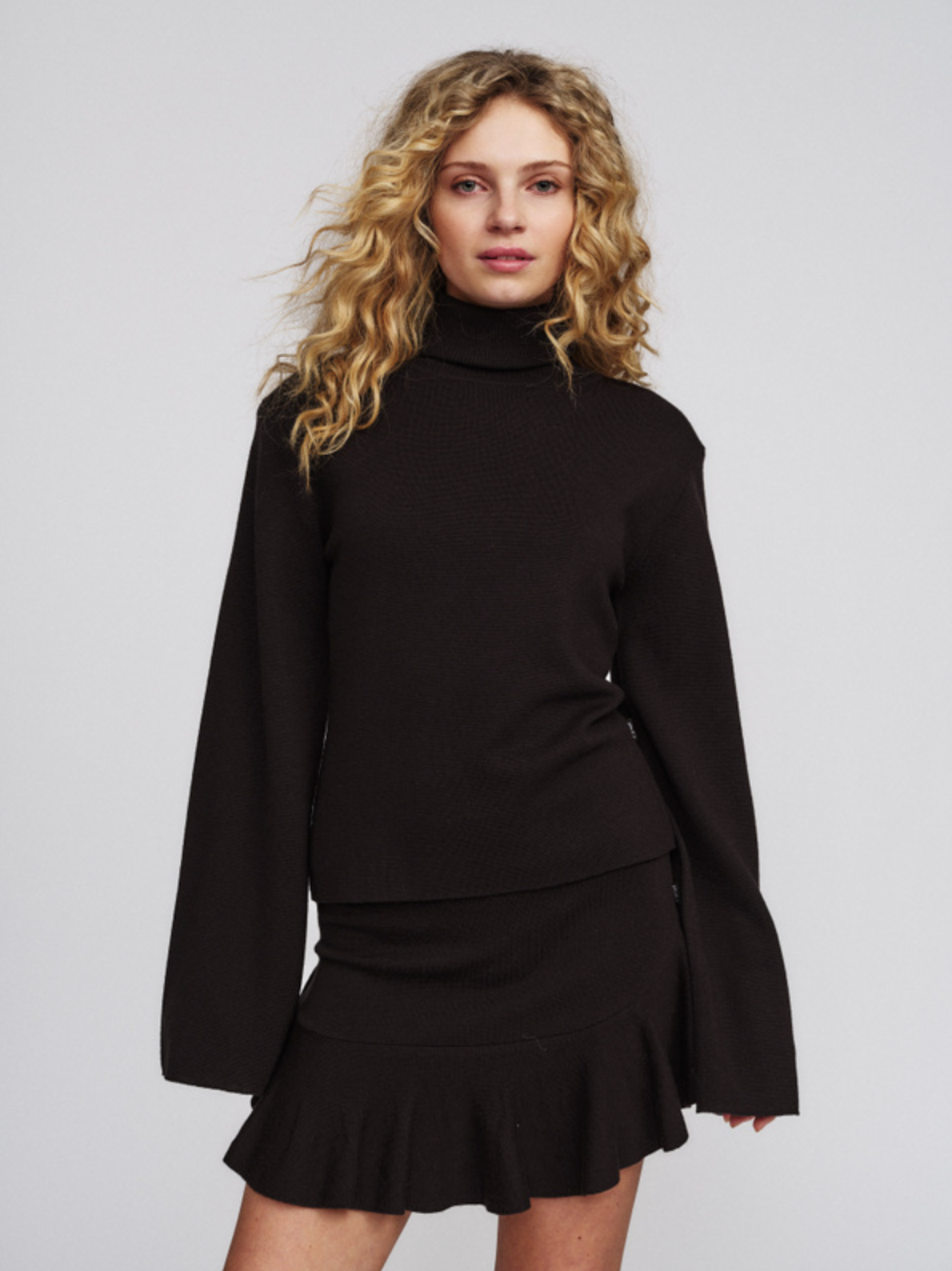 Genser - Poneh Merino Sweater Dark Brown