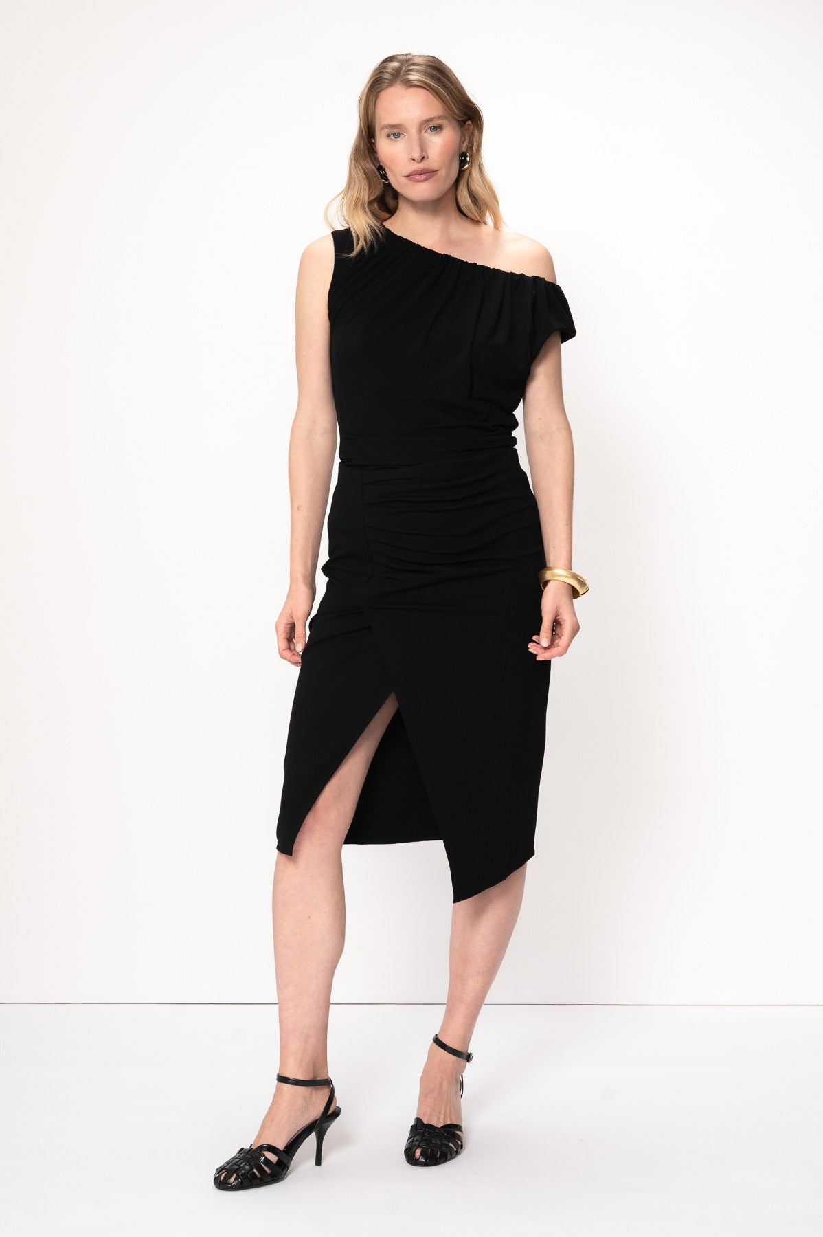 Topp - Nia Black