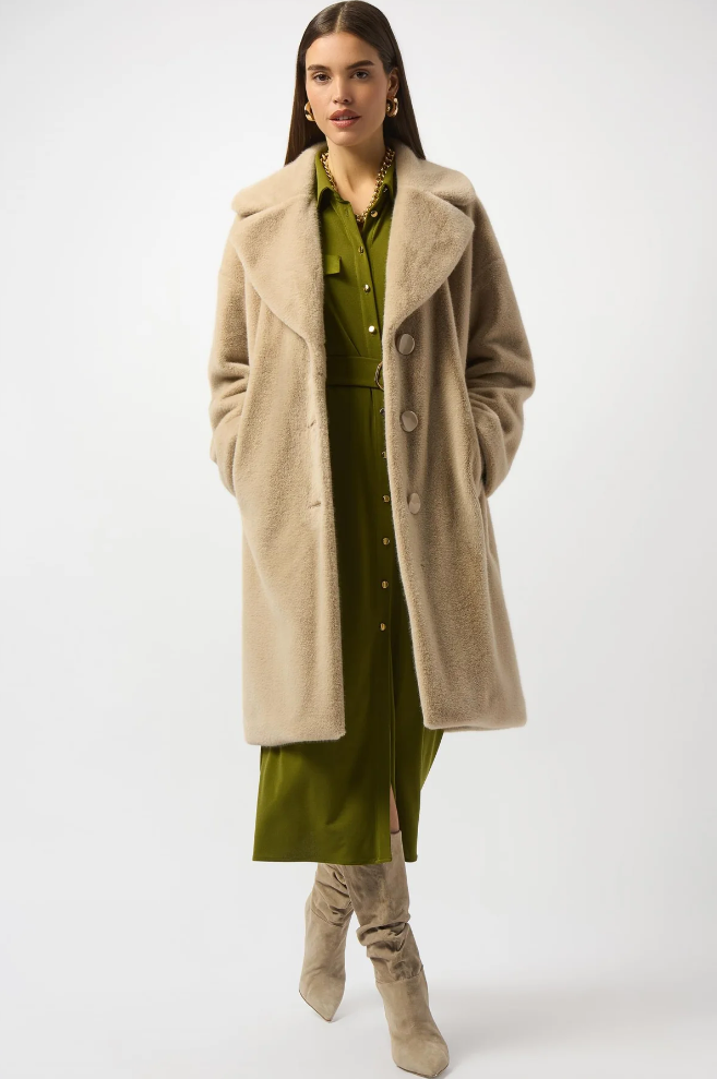 Kåpe - Faux Fur Straight Coat Almond