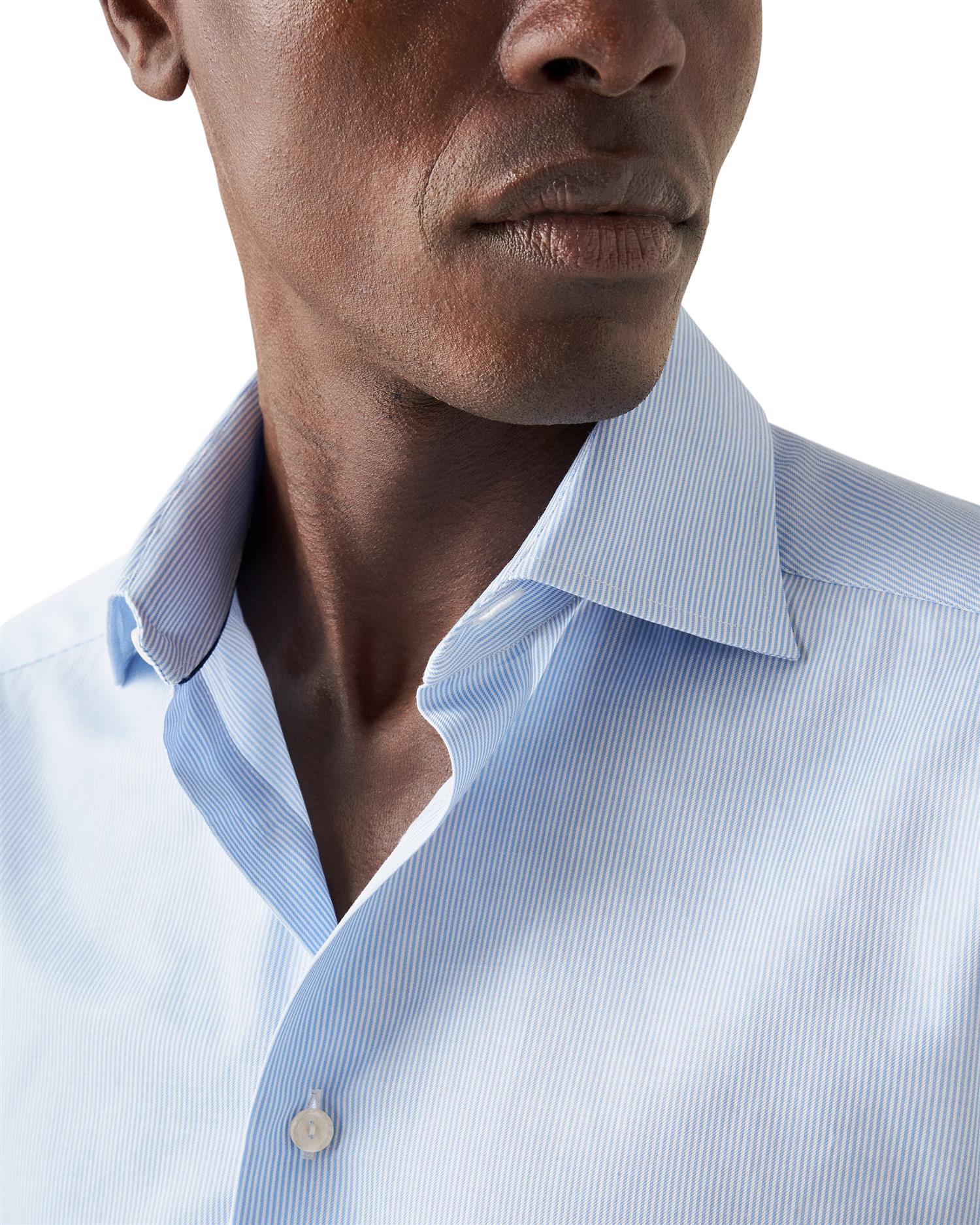 Skjorte - Light Blue Fine Striped Contemporary Fit