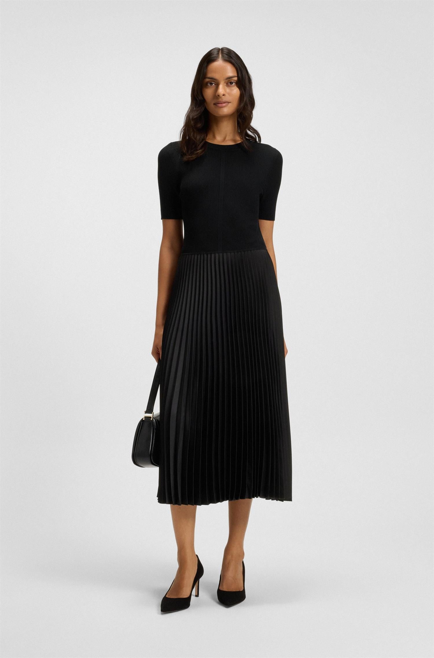 Kjole - Mixed-material dress with plissé skirt Black