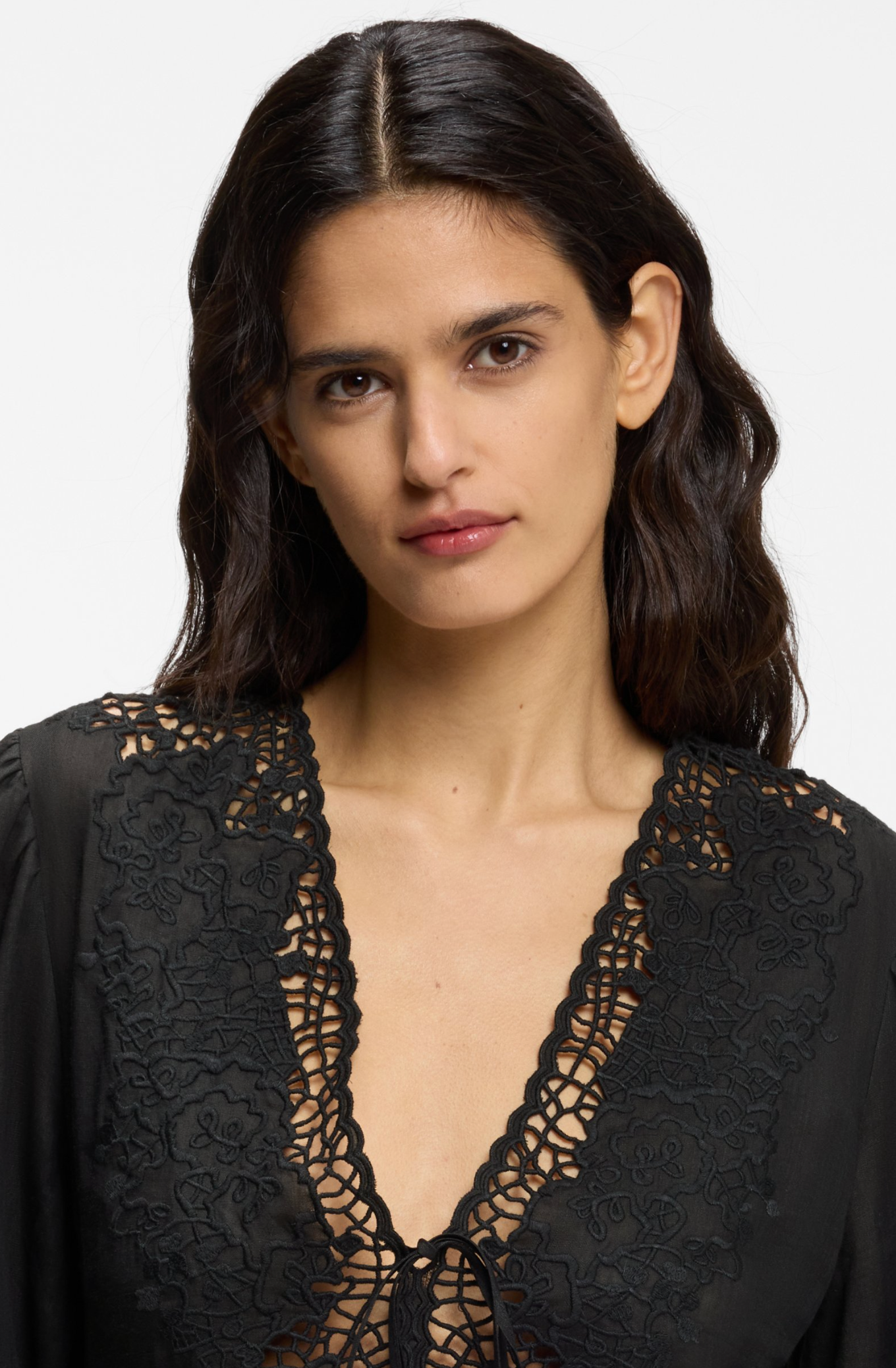 Kjole - A-line dress with embroidered details
