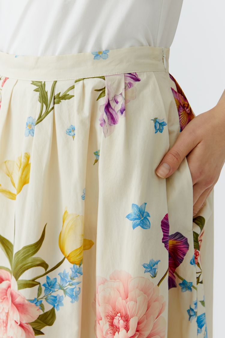 Skjørt - Midi Skirt White /Red