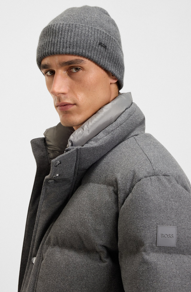 Lue - Cashmere Beanie Hat Logo Plaque Medium Grey