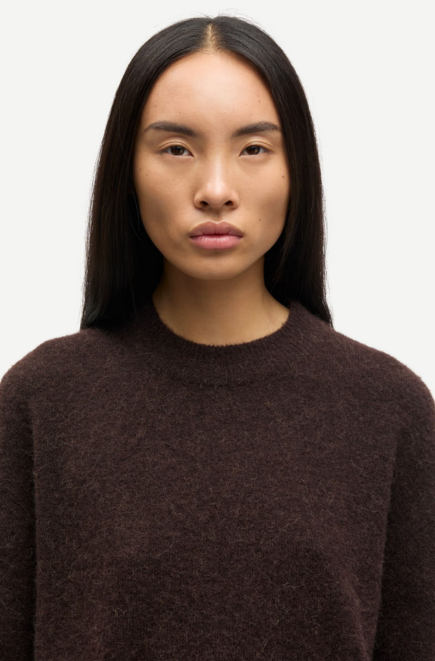 Genser - Anour O-Neck 7355 Black Coffee